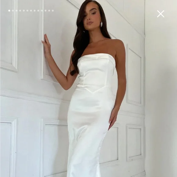 10+ Meshki White Dress